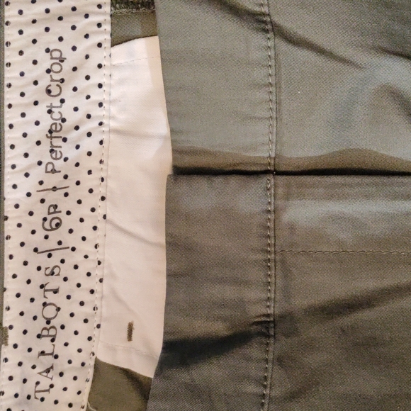 ✨ 🆕 Talbots women's size 6P green crop pants - Picture 4 of 4